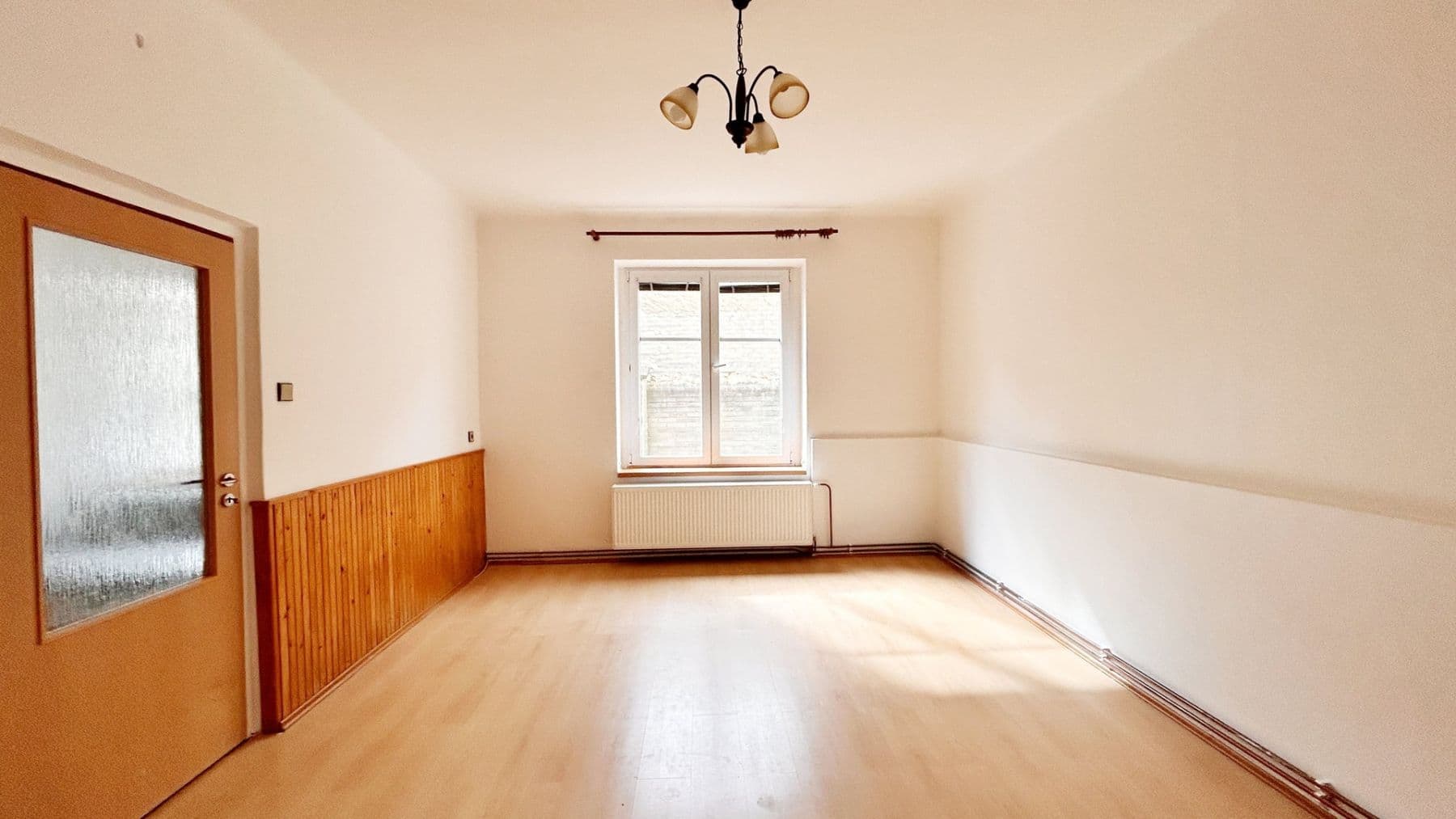 Pronájem bytu 1+1 47 m², S. K. Neumanna, Rakovník, Středočeský kraj Pronájem bytu 1+1 47 m², S. K. Neumanna, Rakovník, Středočeský kraj
