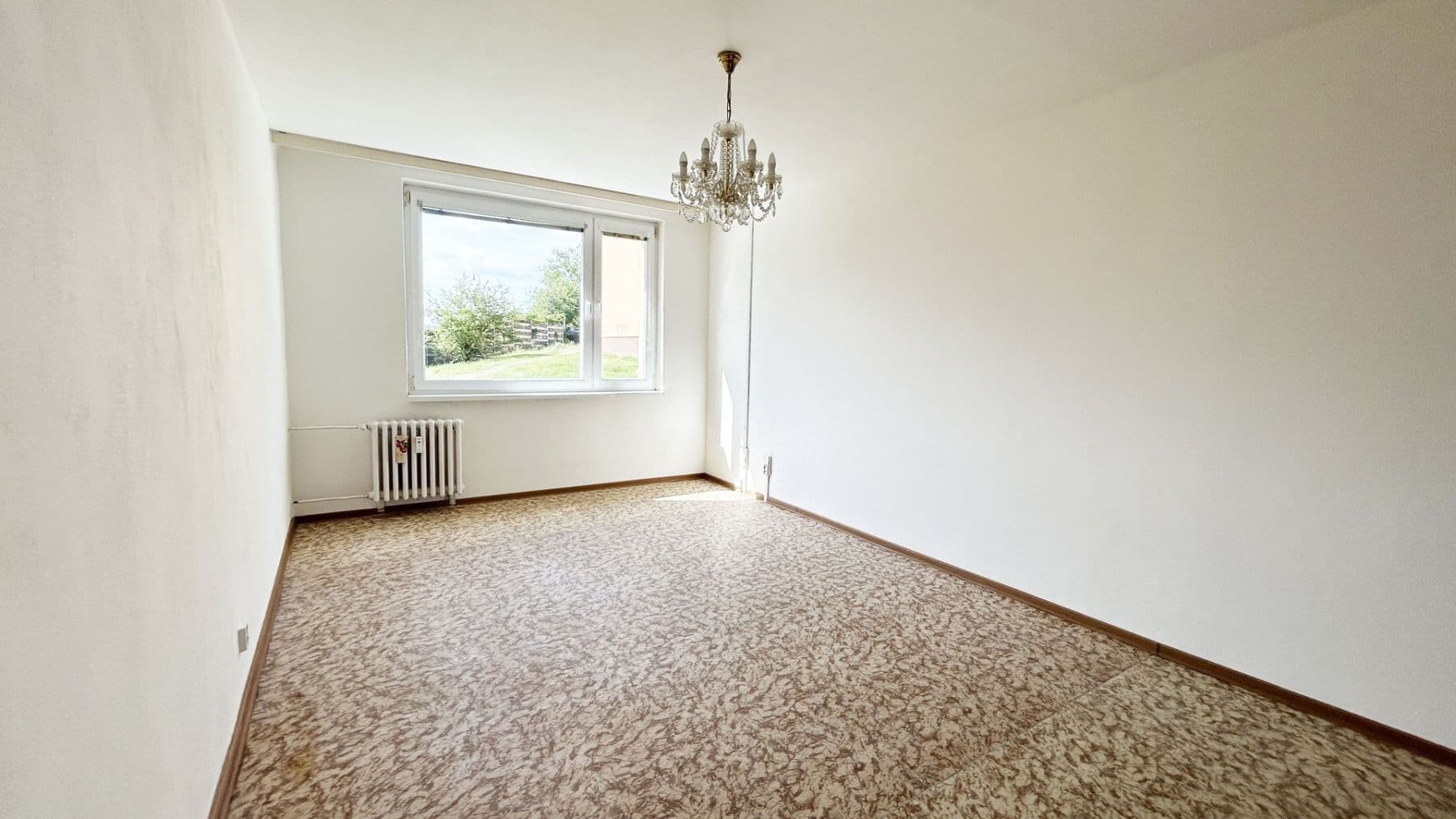 Pronájem bytu 2+kk 52 m², Vikova, Slaný, Středočeský kraj Pronájem bytu 2+kk 52 m², Vikova, Slaný, Středočeský kraj