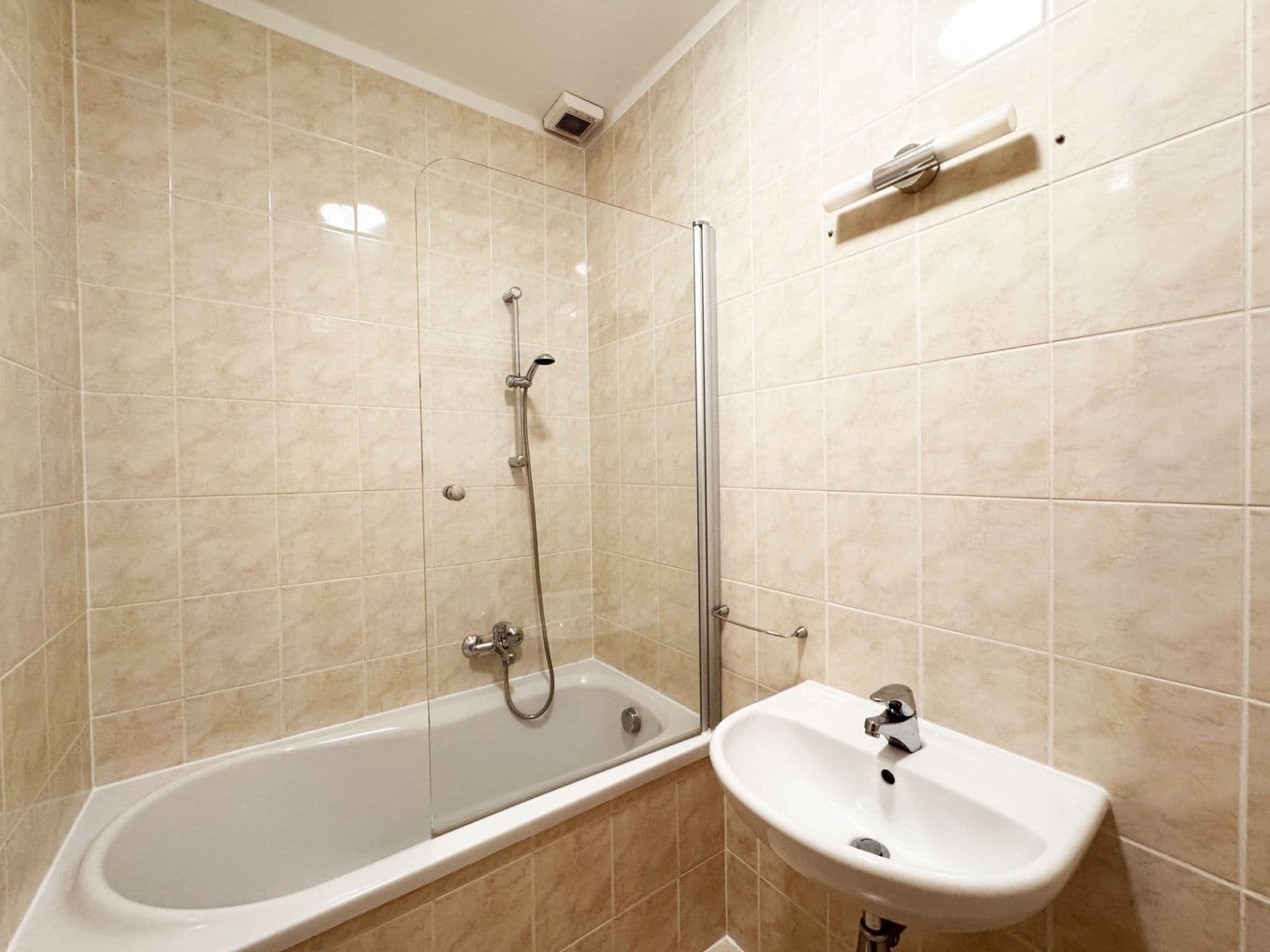 Pronájem bytu 3+kk 80 m², Libušská, Praha, Praha Pronájem bytu 3+kk 80 m², Libušská, Praha, Praha