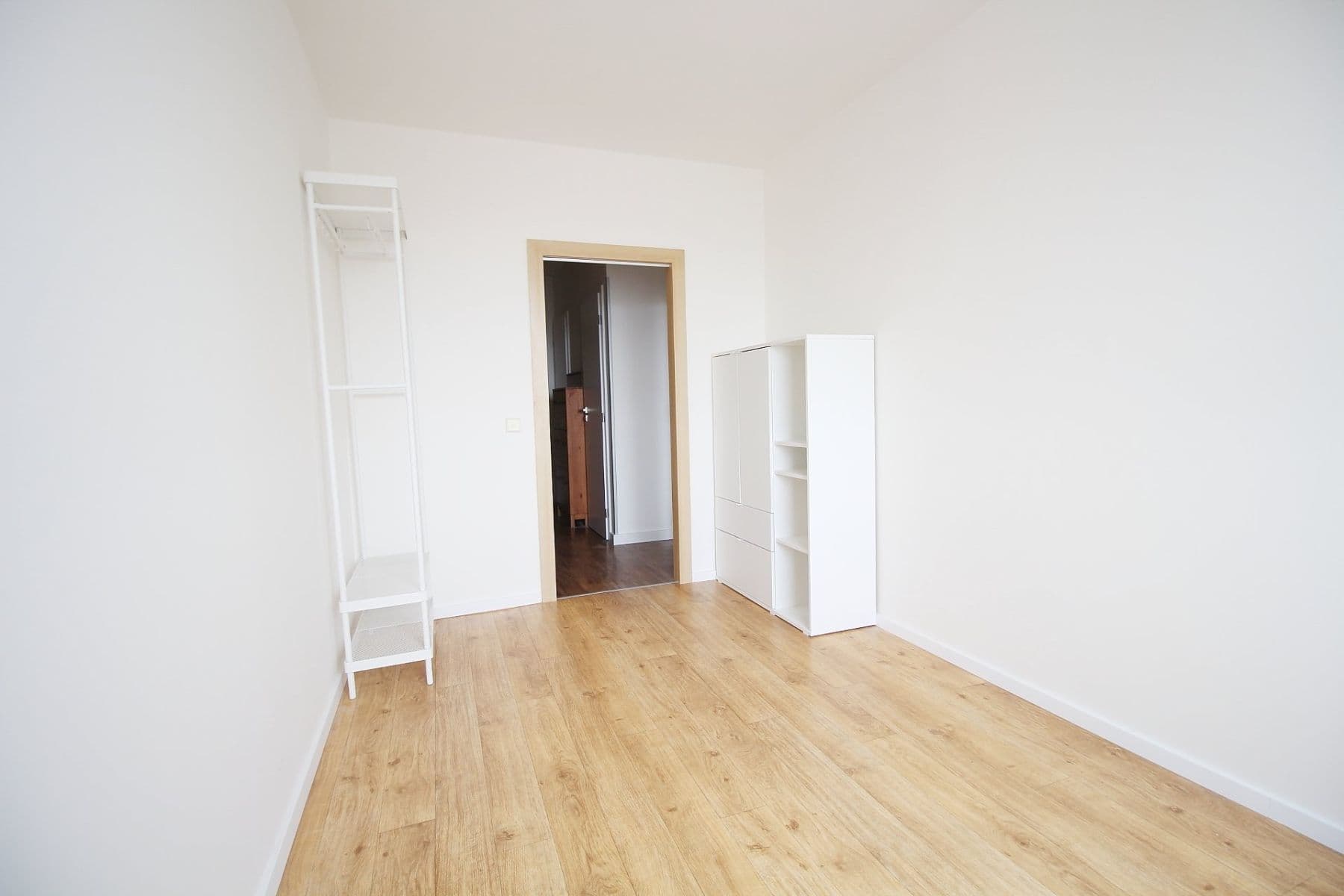 Pronájem bytu 2+kk 42 m², sídl. U Cukrovaru, Kralupy nad Vltavou, Středočeský kraj Pronájem bytu 2+kk 42 m², sídl. U Cukrovaru, Kralupy nad Vltavou, Středočeský kraj