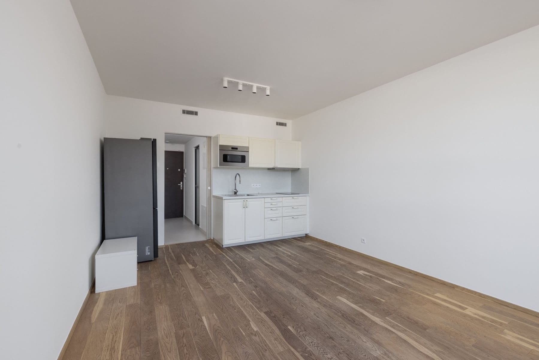 Pronájem bytu 1+kk 33 m², Kurta Konráda, Praha, Praha Pronájem bytu 1+kk 33 m², Kurta Konráda, Praha, Praha