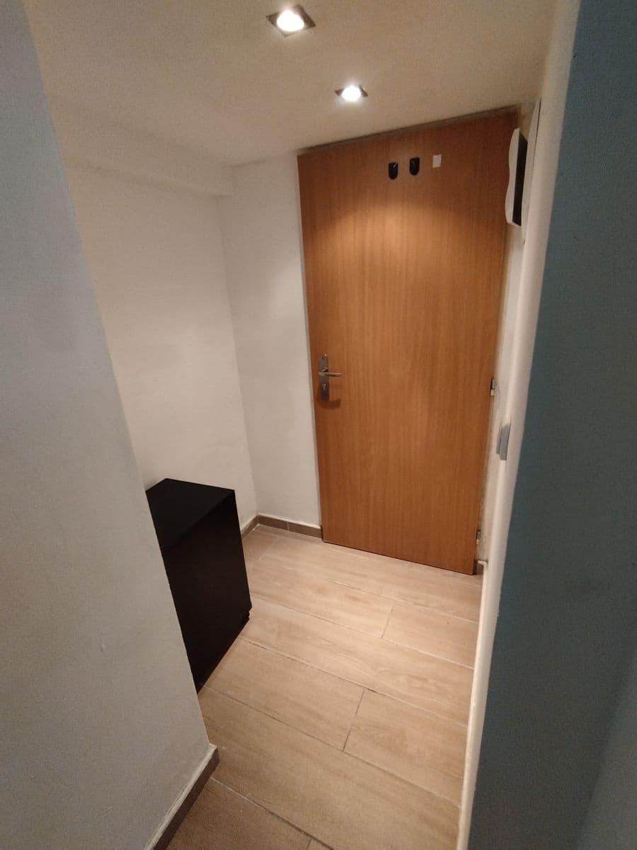 Pronájem bytu 1+1 29 m², Šperlova, Praha, Praha Pronájem bytu 1+1 29 m², Šperlova, Praha, Praha