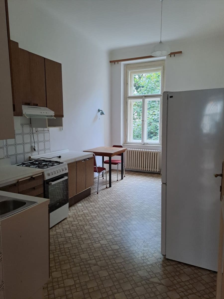 Pronájem bytu 3+1 110 m², Kafkova, Praha, Praha Pronájem bytu 3+1 110 m², Kafkova, Praha, Praha