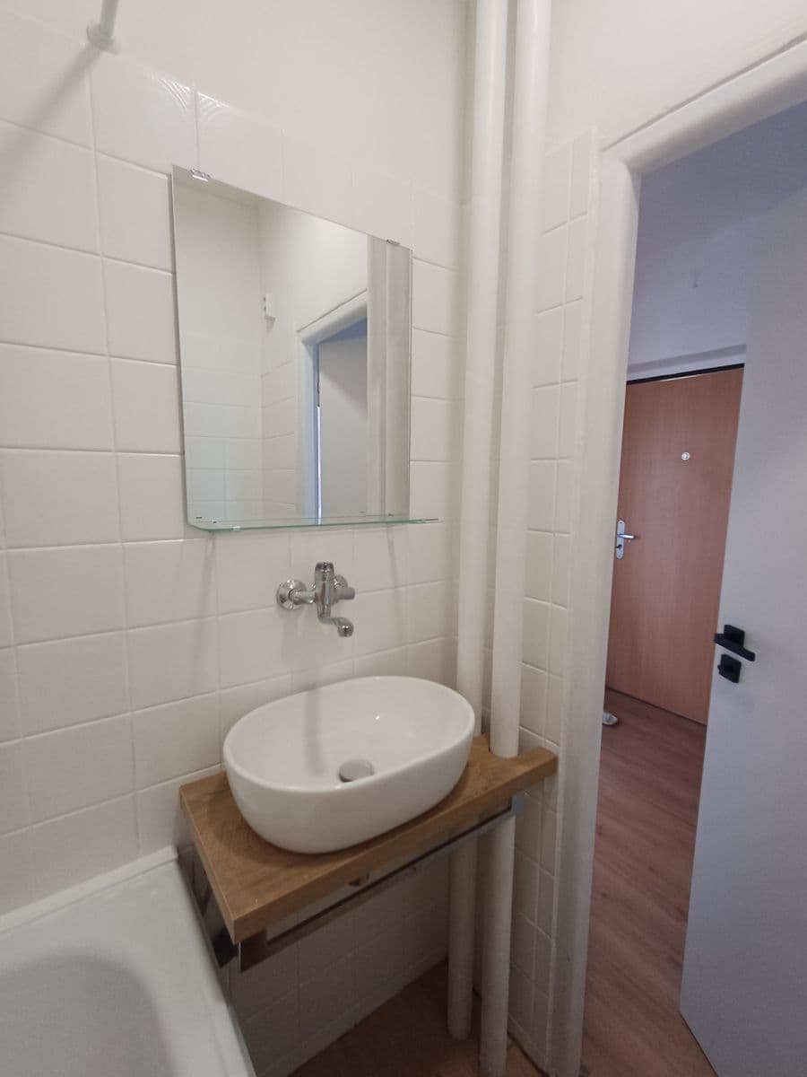 Pronájem bytu 2+1 52 m², Počernická, Praha, Praha Pronájem bytu 2+1 52 m², Počernická, Praha, Praha