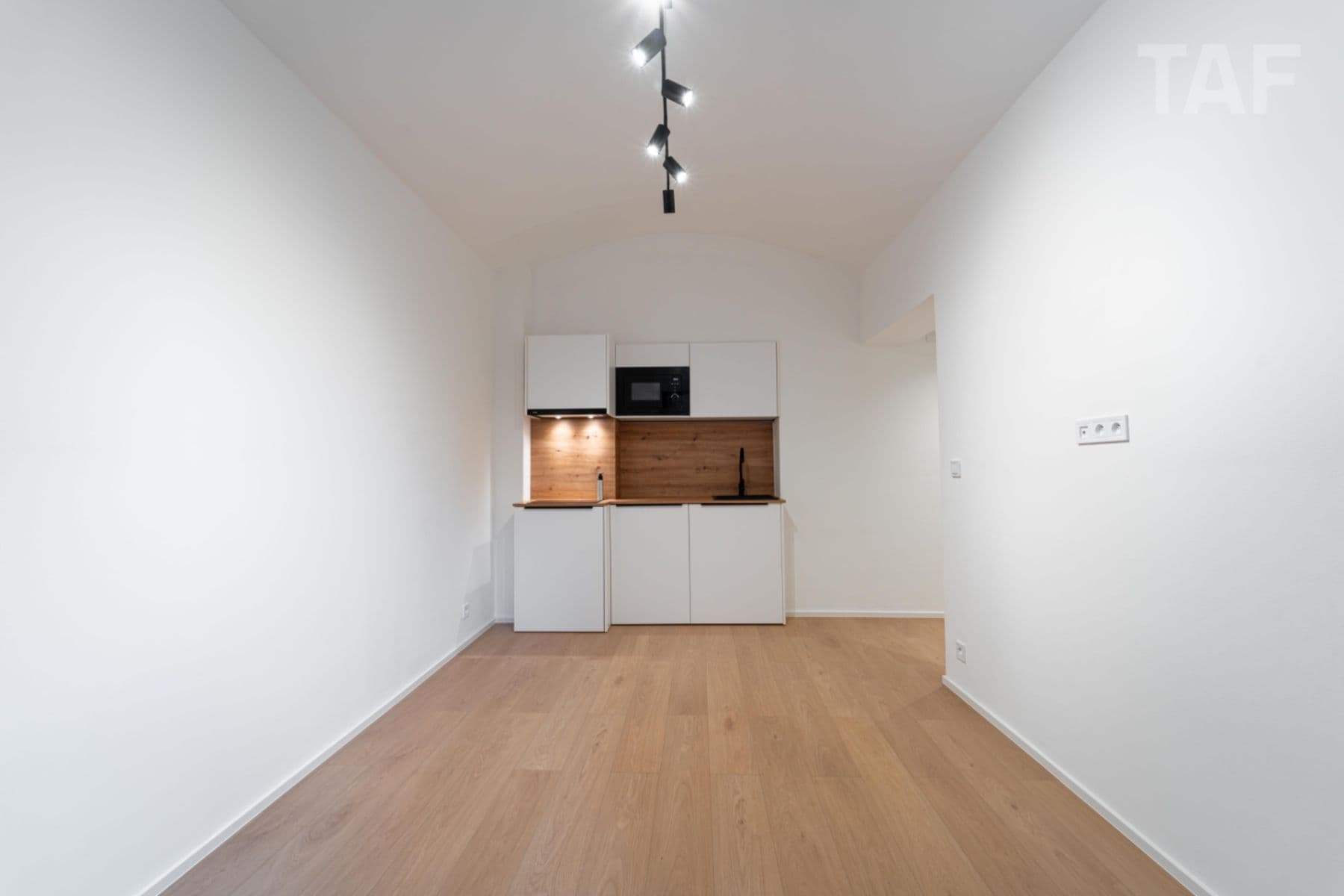 Prodej bytu 2+kk 19 m², Liborova, Praha, Praha Prodej bytu 2+kk 19 m², Liborova, Praha, Praha