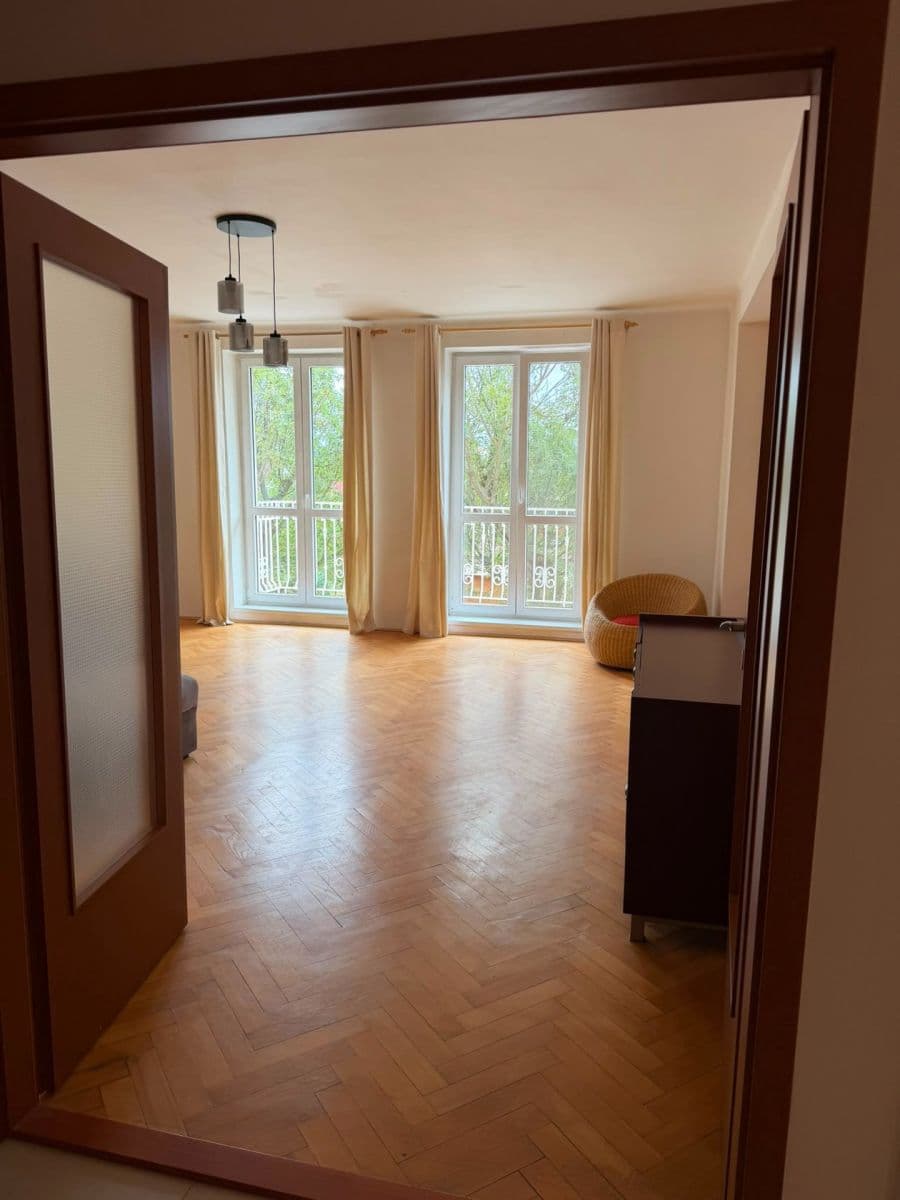 Pronájem bytu 2+1 74 m², Toužimská, Praha, Praha Pronájem bytu 2+1 74 m², Toužimská, Praha, Praha