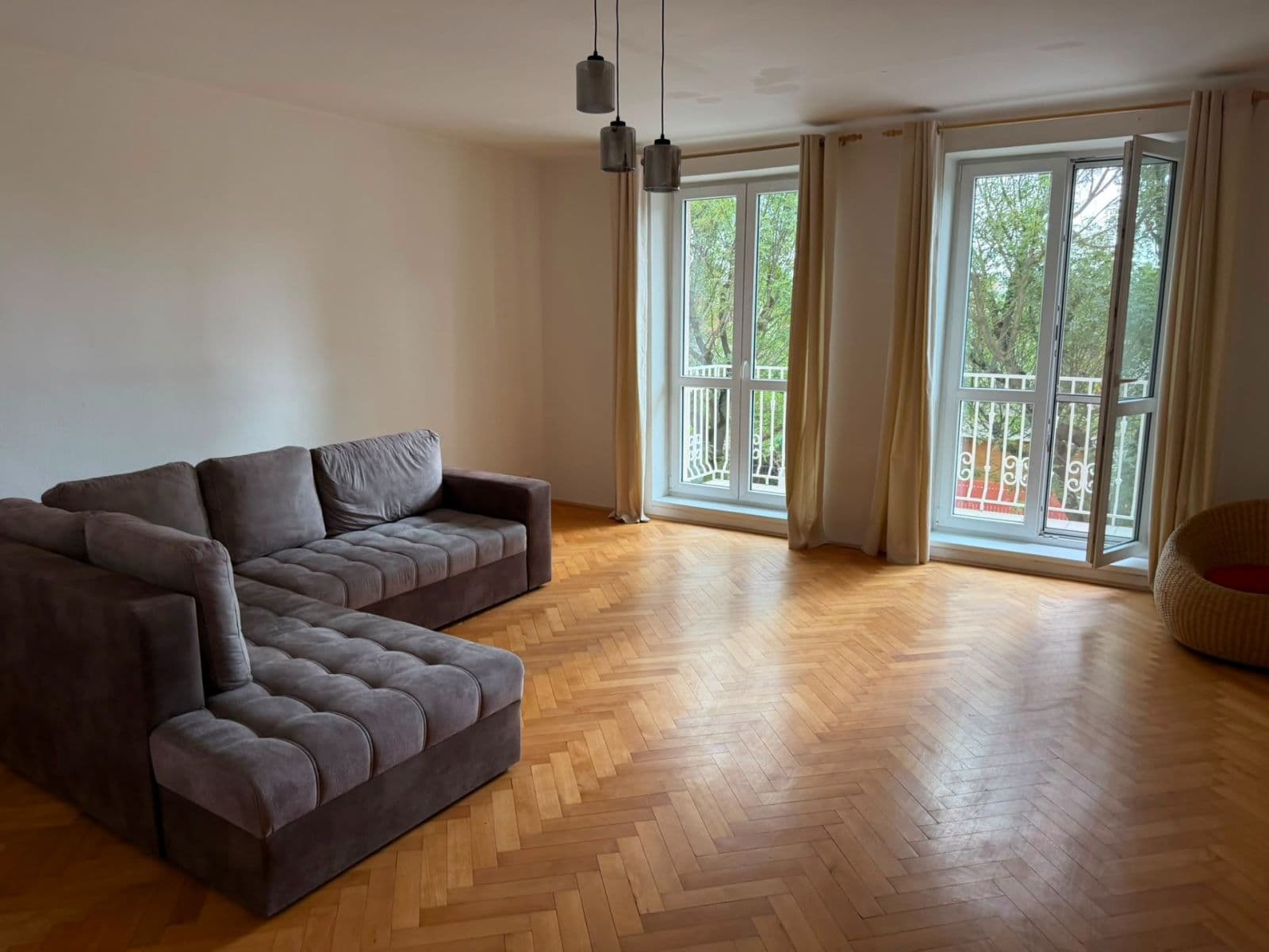 Pronájem bytu 2+1 74 m², Toužimská, Praha, Praha Pronájem bytu 2+1 74 m², Toužimská, Praha, Praha