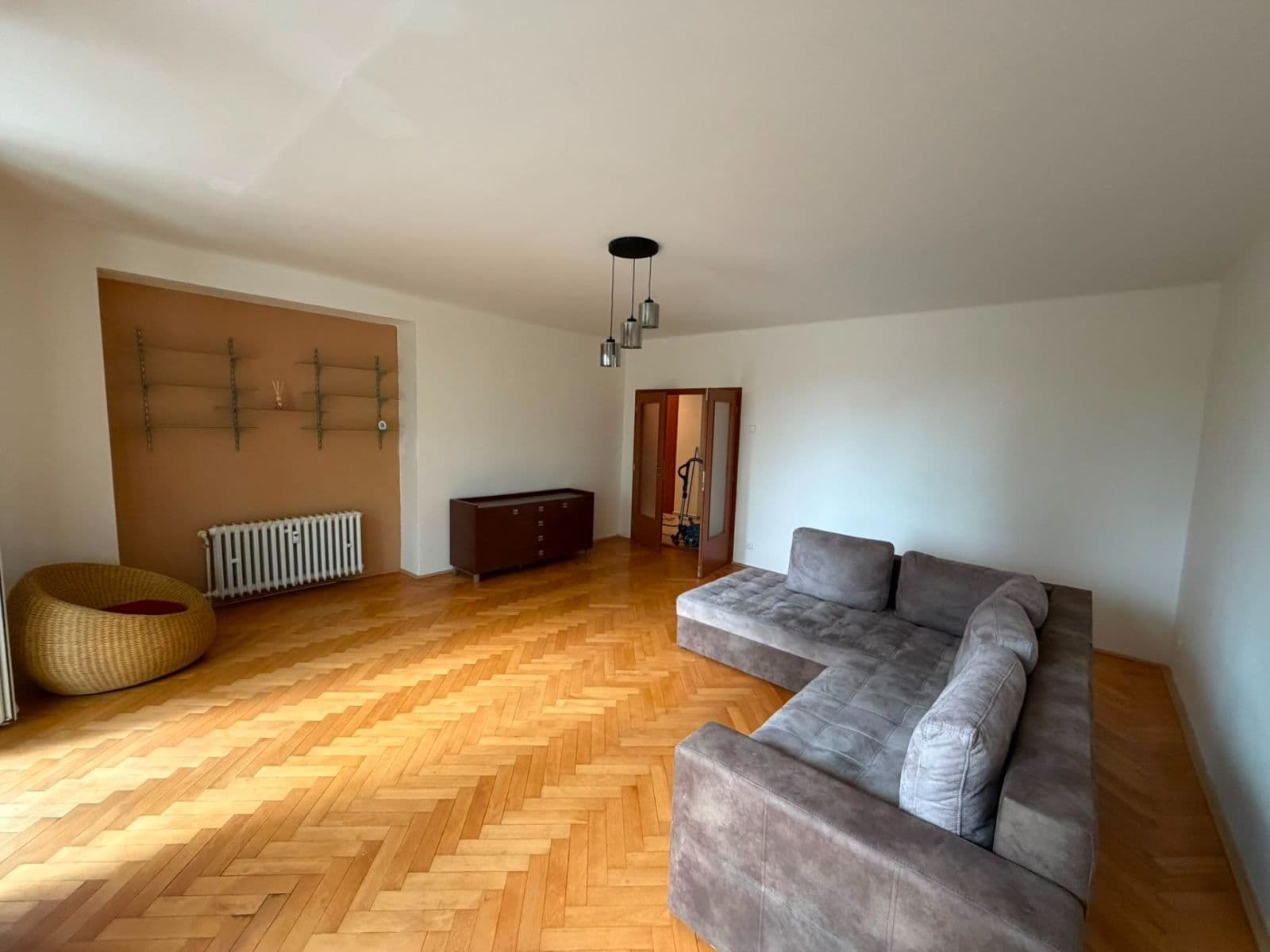 Pronájem bytu 2+1 74 m², Toužimská, Praha, Praha Pronájem bytu 2+1 74 m², Toužimská, Praha, Praha