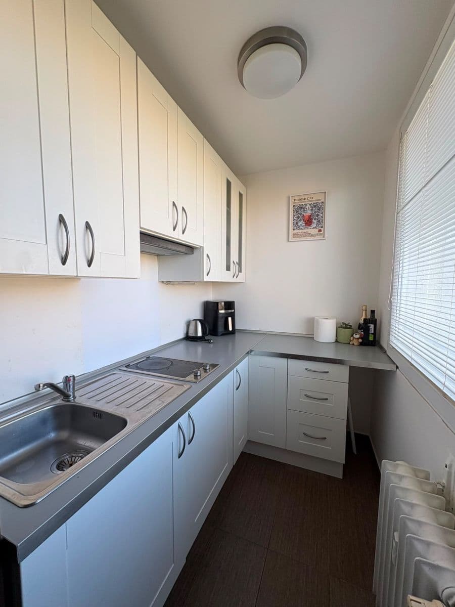 Pronájem bytu 1+1 26 m², Varnsdorfská, Praha, Praha Pronájem bytu 1+1 26 m², Varnsdorfská, Praha, Praha