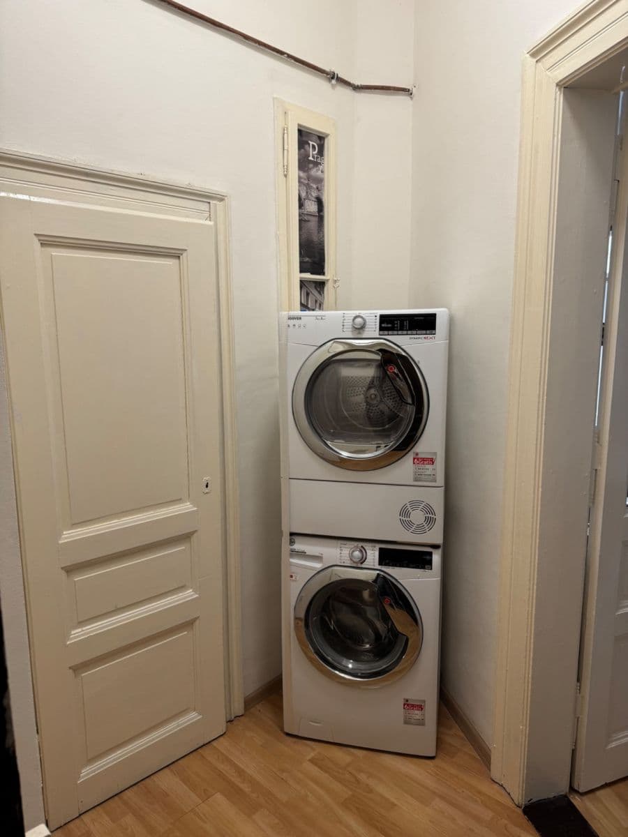 Pronájem bytu 1+kk 26 m², Bulharská, Praha, Praha Pronájem bytu 1+kk 26 m², Bulharská, Praha, Praha
