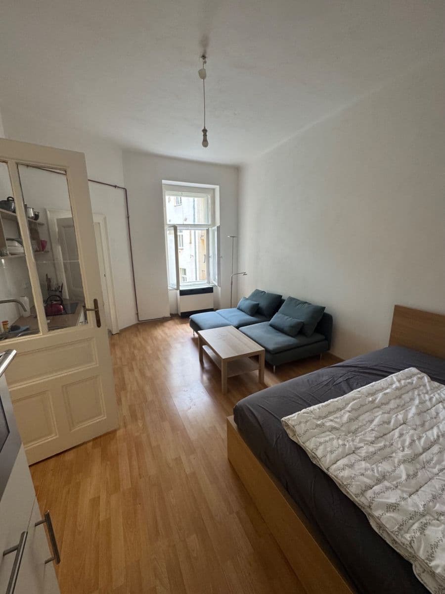 Pronájem bytu 1+kk 26 m², Bulharská, Praha, Praha Pronájem bytu 1+kk 26 m², Bulharská, Praha, Praha