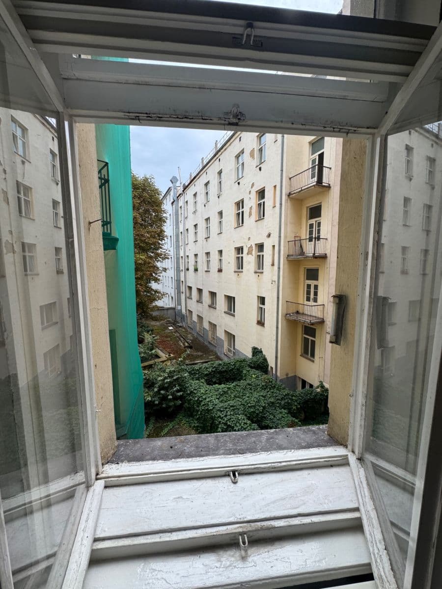 Pronájem bytu 1+kk 26 m², Bulharská, Praha, Praha Pronájem bytu 1+kk 26 m², Bulharská, Praha, Praha