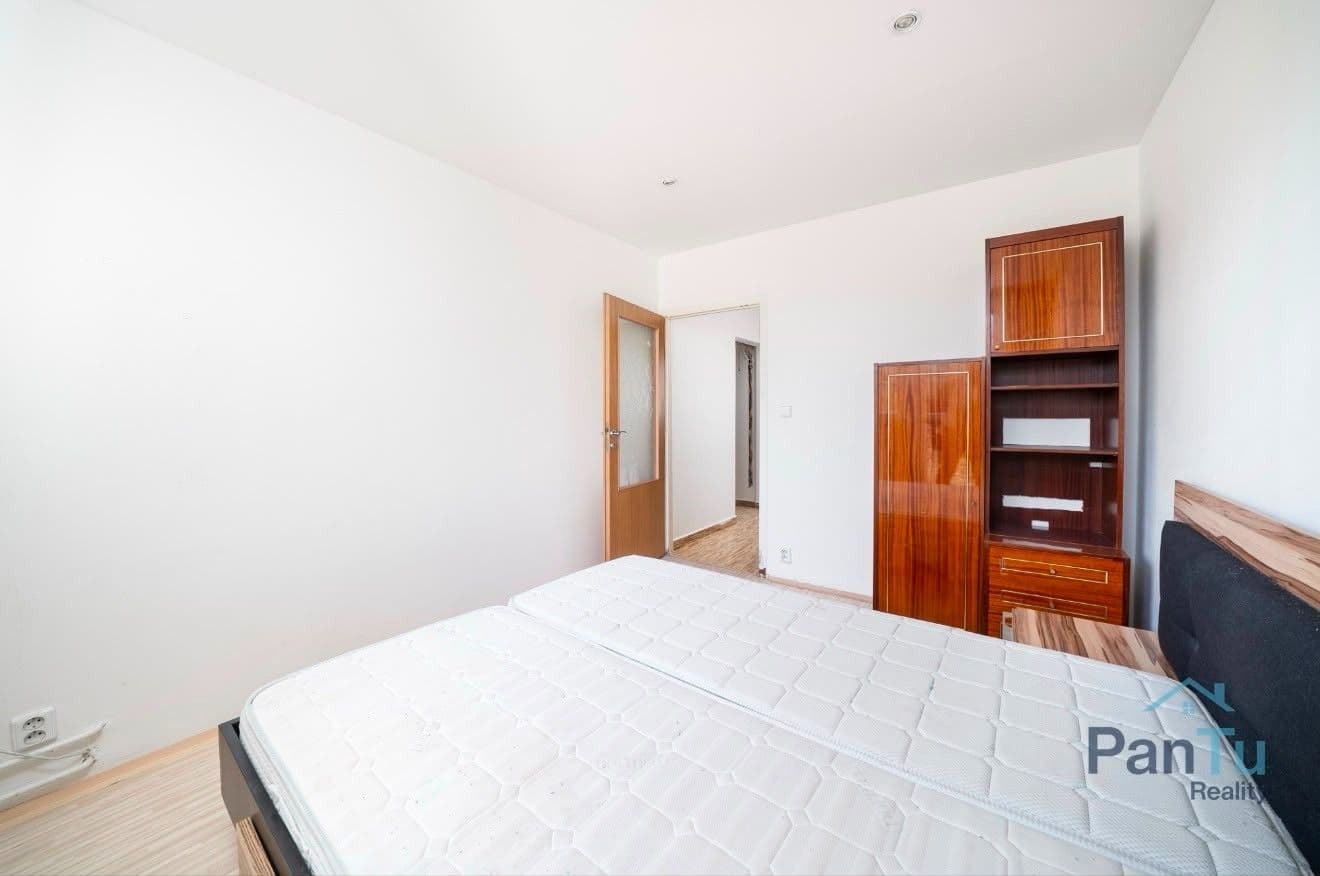 Pronájem bytu 3+1 62 m², Pražského, Praha, Praha Pronájem bytu 3+1 62 m², Pražského, Praha, Praha