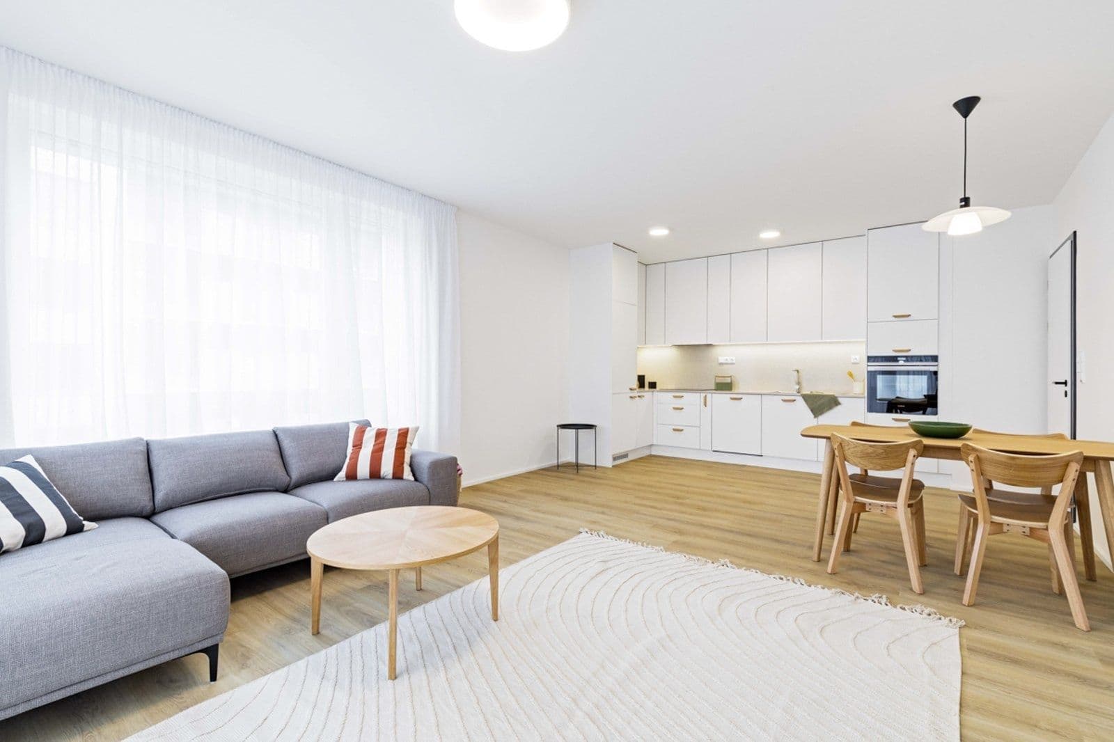 Pronájem bytu 3+kk 84 m², U Pergamenky, Praha, Praha Pronájem bytu 3+kk 84 m², U Pergamenky, Praha, Praha