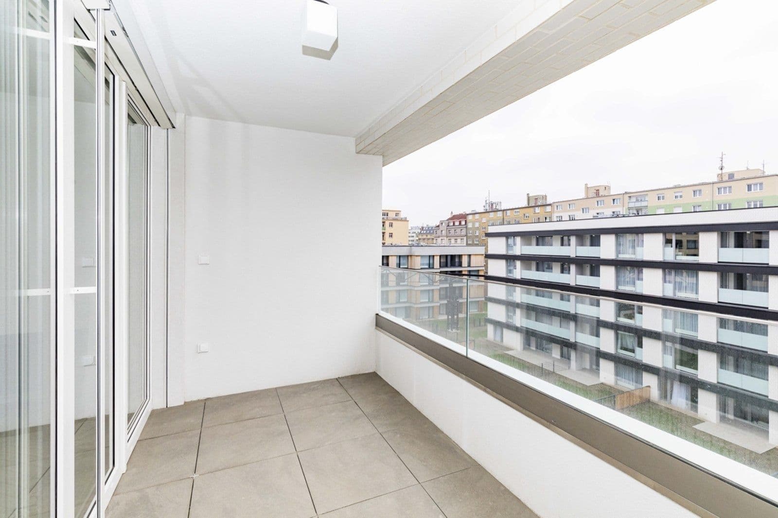 Pronájem bytu 3+kk 84 m², U Pergamenky, Praha, Praha Pronájem bytu 3+kk 84 m², U Pergamenky, Praha, Praha