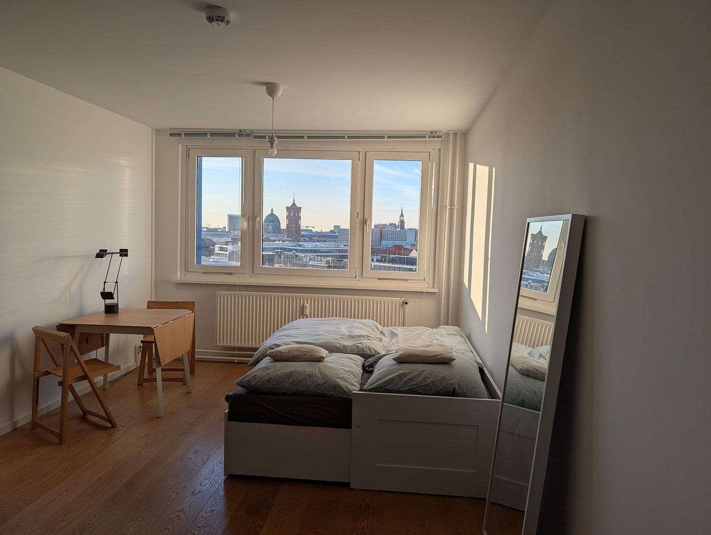 Prodej bytu 1+1 30 m², Holzmarktstrasse 73, Berlin, Berlín Prodej bytu 1+1 30 m², Holzmarktstrasse 73, Berlin, Berlín