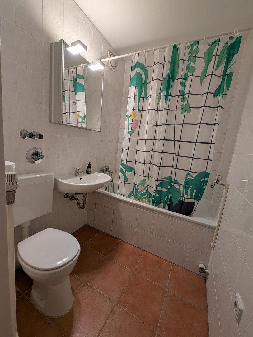 Prodej bytu 1+1 30 m², Holzmarktstrasse 73, Berlin, Berlín Prodej bytu 1+1 30 m², Holzmarktstrasse 73, Berlin, Berlín