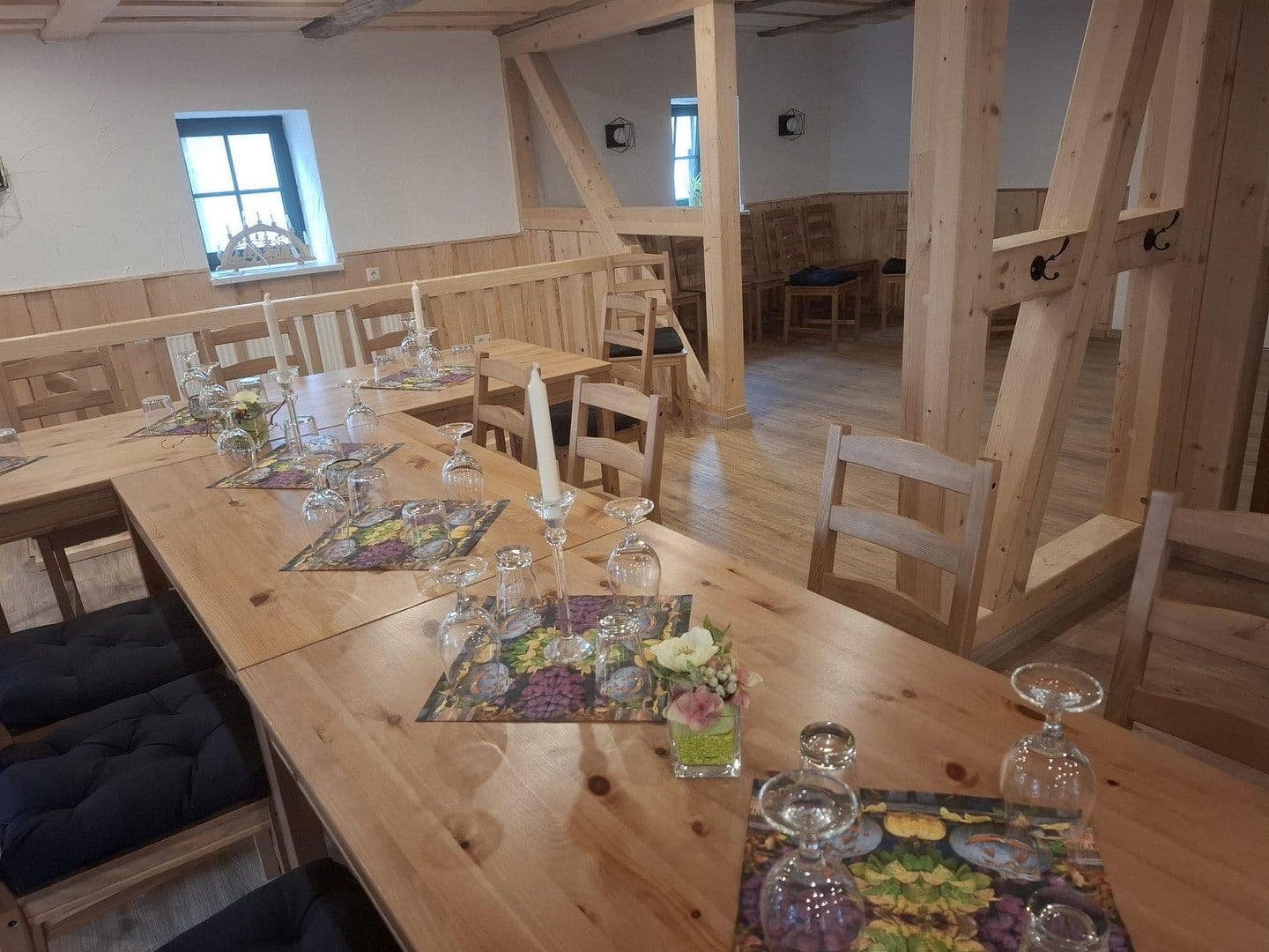 Pronájem nebytového prostoru 120 m², Deutschneudorfer Str. 1, Seiffen/Erzgebirge, Sasko Pronájem nebytového prostoru 120 m², Deutschneudorfer Str. 1, Seiffen/Erzgebirge, Sasko