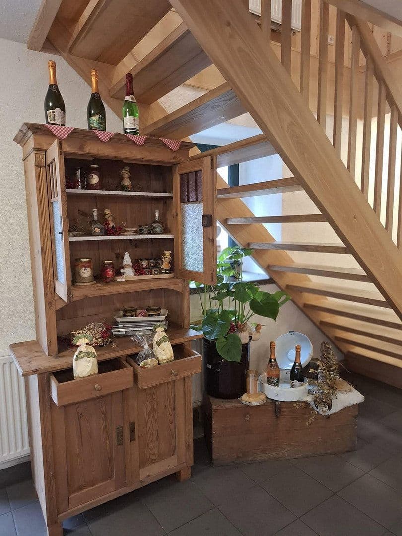 Pronájem nebytového prostoru 120 m², Deutschneudorfer Str. 1, Seiffen/Erzgebirge, Sasko Pronájem nebytového prostoru 120 m², Deutschneudorfer Str. 1, Seiffen/Erzgebirge, Sasko