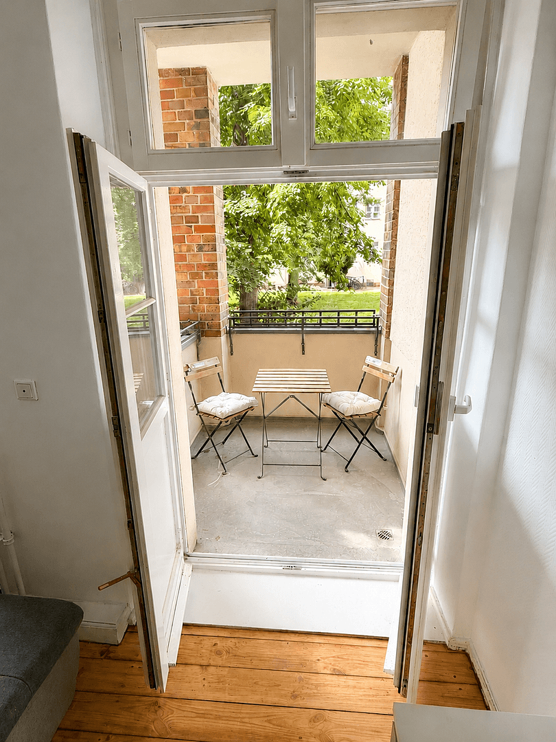 Prodej bytu 3+1 65 m², Dunckerstrasse 48a, Berlin, Berlín Prodej bytu 3+1 65 m², Dunckerstrasse 48a, Berlin, Berlín