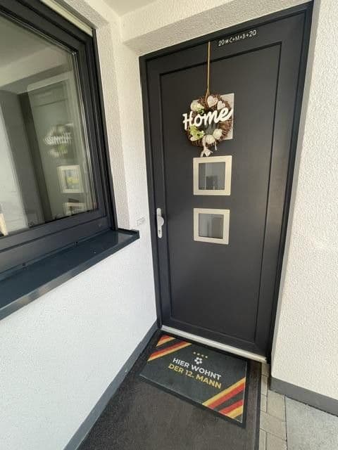Prodej domu 134 m², pozemek 133 m², Langenfeld (Rheinland), Severní Porýní-Vestfálsko Prodej domu 134 m², pozemek 133 m², Langenfeld (Rheinland), Severní Porýní-Vestfálsko