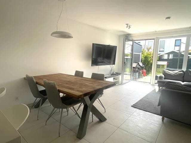 Prodej domu 134 m², pozemek 133 m², Langenfeld (Rheinland), Severní Porýní-Vestfálsko Prodej domu 134 m², pozemek 133 m², Langenfeld (Rheinland), Severní Porýní-Vestfálsko