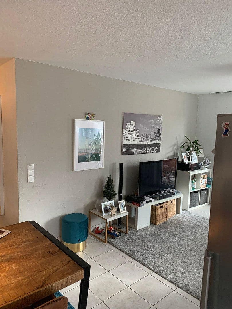 Pronájem bytu 2+1 65 m², Filderstadt, Bádensko-Württembersko Pronájem bytu 2+1 65 m², Filderstadt, Bádensko-Württembersko