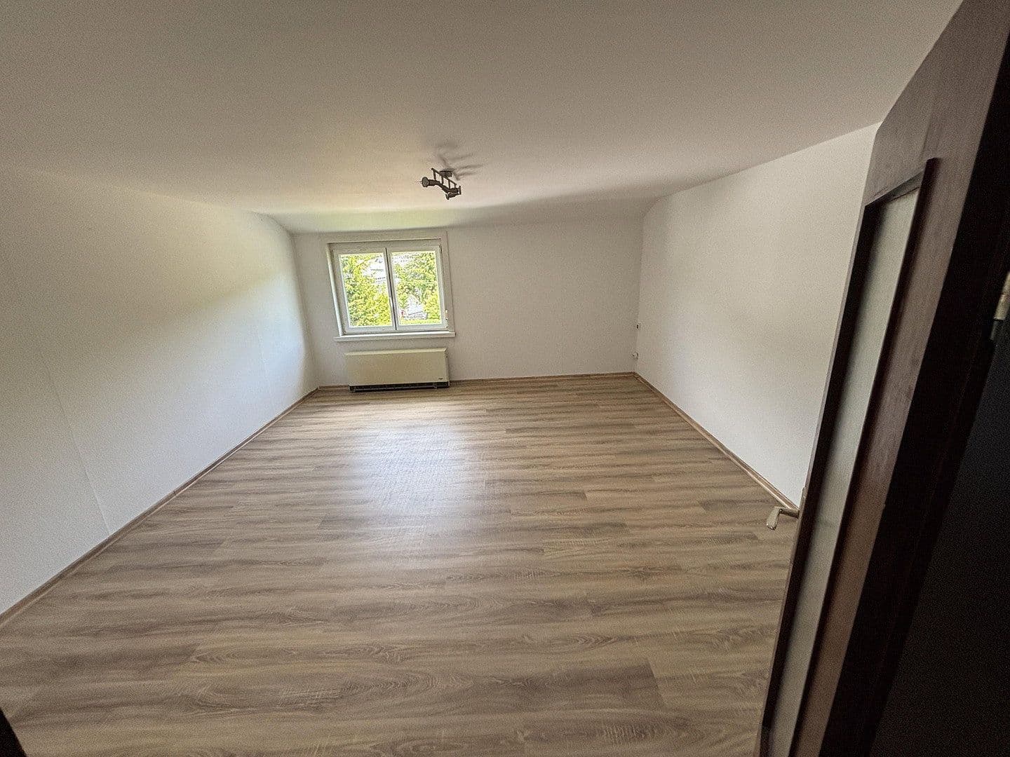 Pronájem bytu 3+kk 115 m², Straßberg, Bádensko-Württembersko Pronájem bytu 3+kk 115 m², Straßberg, Bádensko-Württembersko