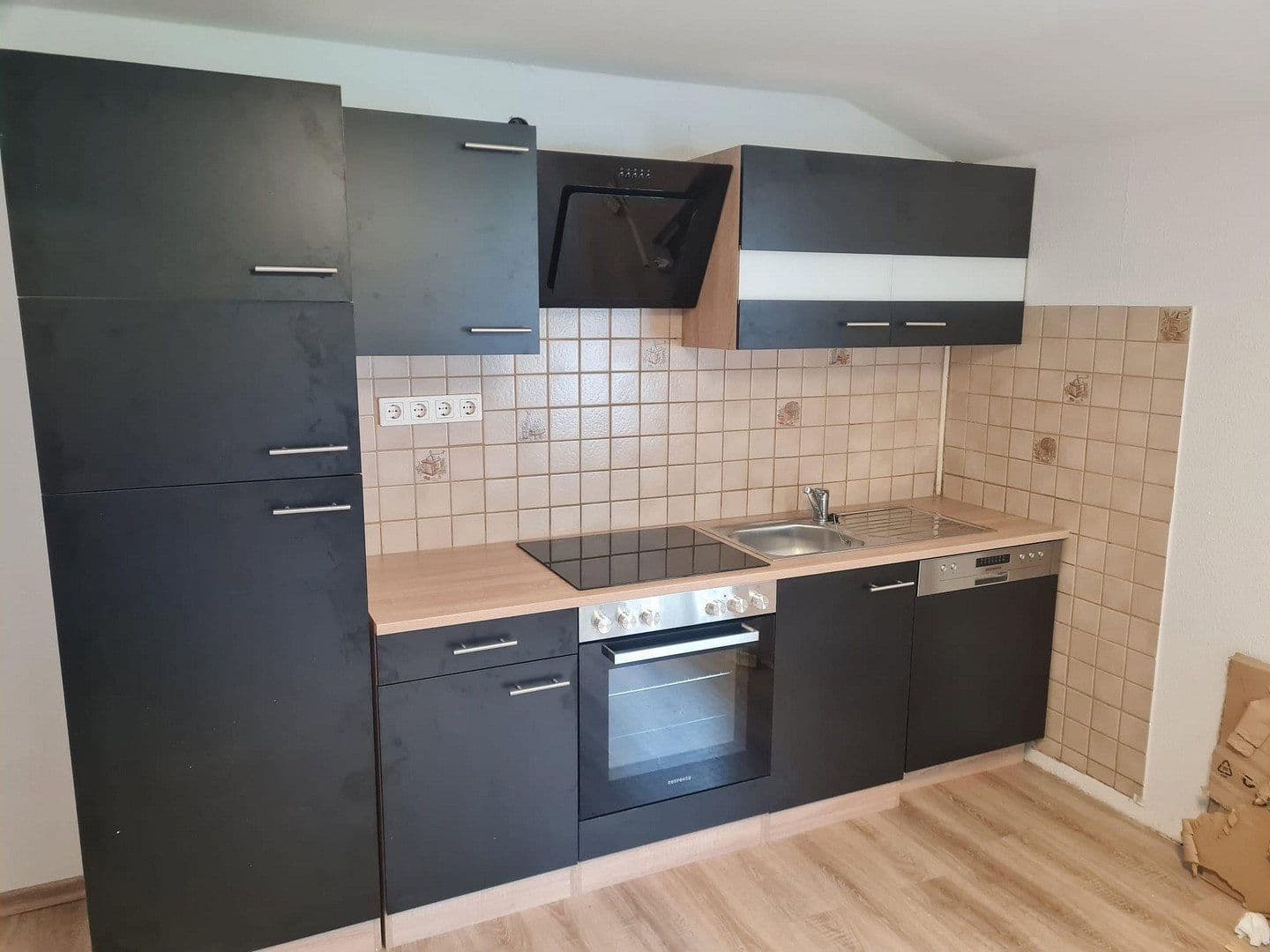 Pronájem bytu 3+kk 115 m², Straßberg, Bádensko-Württembersko Pronájem bytu 3+kk 115 m², Straßberg, Bádensko-Württembersko