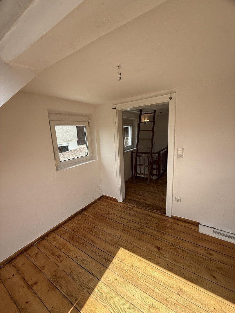 Prodej domu 50 m², pozemek 231 m², Schlossstrasse 22, Bopfingen, Bádensko-Württembersko Prodej domu 50 m², pozemek 231 m², Schlossstrasse 22, Bopfingen, Bádensko-Württembersko