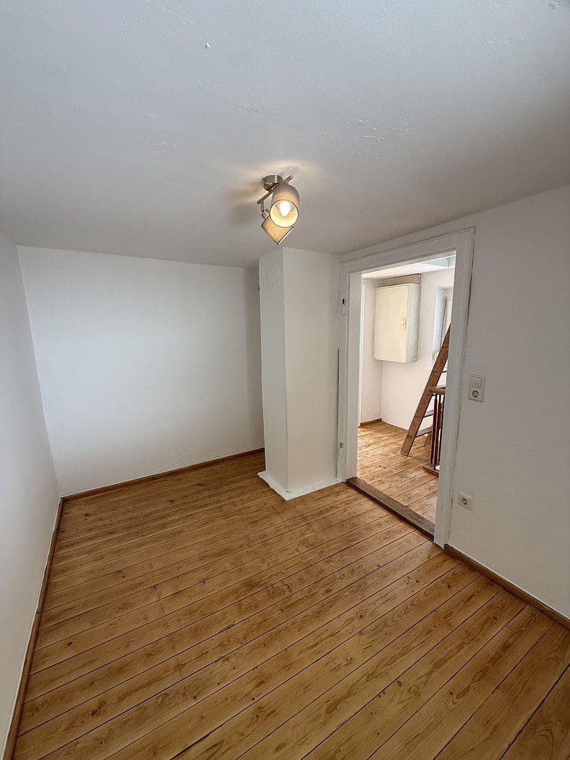 Prodej domu 50 m², pozemek 231 m², Schlossstrasse 22, Bopfingen, Bádensko-Württembersko Prodej domu 50 m², pozemek 231 m², Schlossstrasse 22, Bopfingen, Bádensko-Württembersko