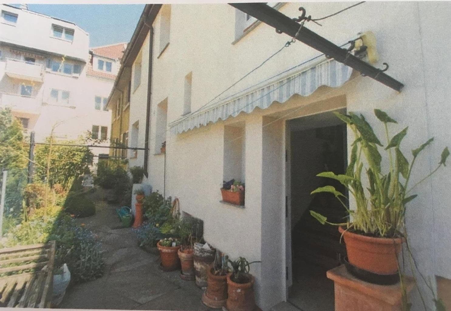 Prodej domu 215 m², pozemek 125 m², Stuttgart, Bádensko-Württembersko Prodej domu 215 m², pozemek 125 m², Stuttgart, Bádensko-Württembersko