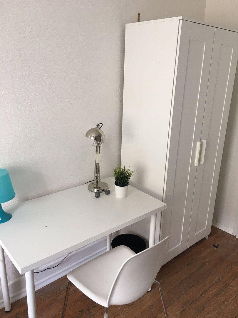 Prodej domu 215 m², pozemek 125 m², Stuttgart, Bádensko-Württembersko Prodej domu 215 m², pozemek 125 m², Stuttgart, Bádensko-Württembersko