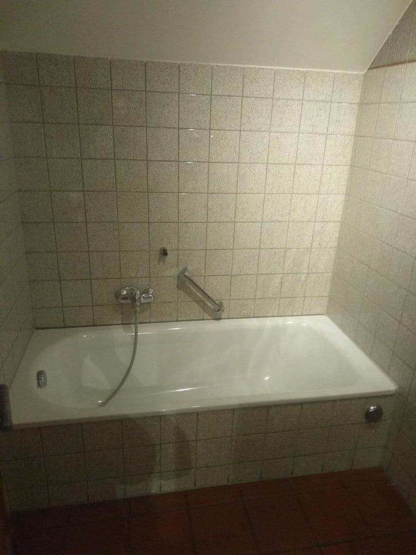 Pronájem bytu 3+1 113 m², Pfaffenhofen, Bavorsko Pronájem bytu 3+1 113 m², Pfaffenhofen, Bavorsko