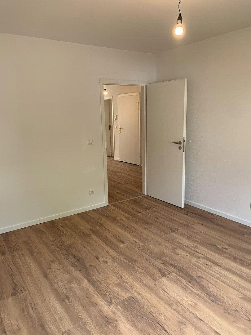 Pronájem bytu 3+1 89 m², Neu-Isenburg, Hessen Pronájem bytu 3+1 89 m², Neu-Isenburg, Hessen
