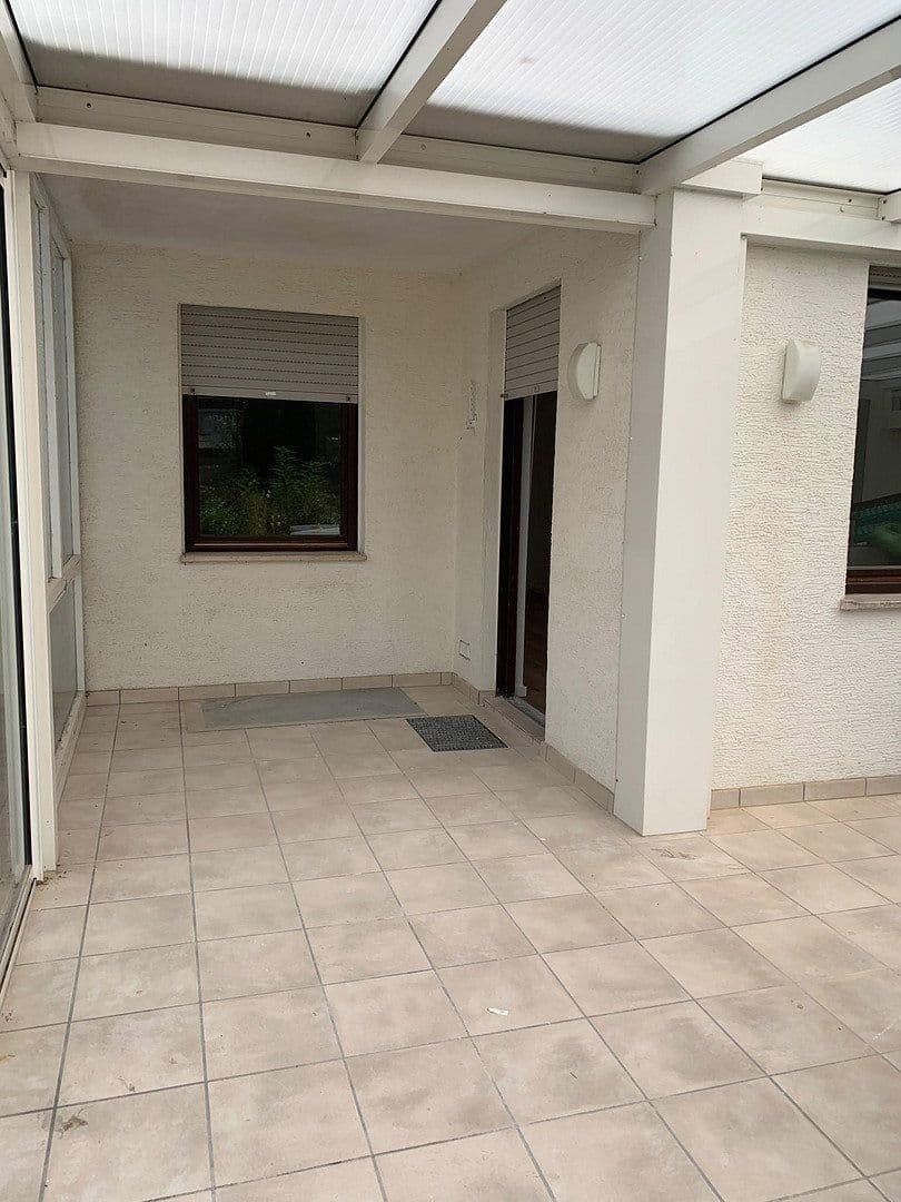 Pronájem bytu 3+1 89 m², Neu-Isenburg, Hessen Pronájem bytu 3+1 89 m², Neu-Isenburg, Hessen