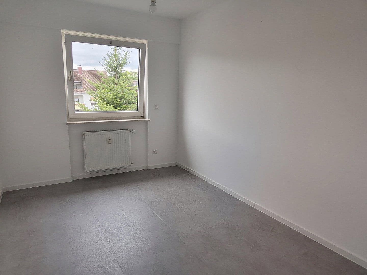 Pronájem bytu 4+1 95 m², Rödermark, Hessen Pronájem bytu 4+1 95 m², Rödermark, Hessen