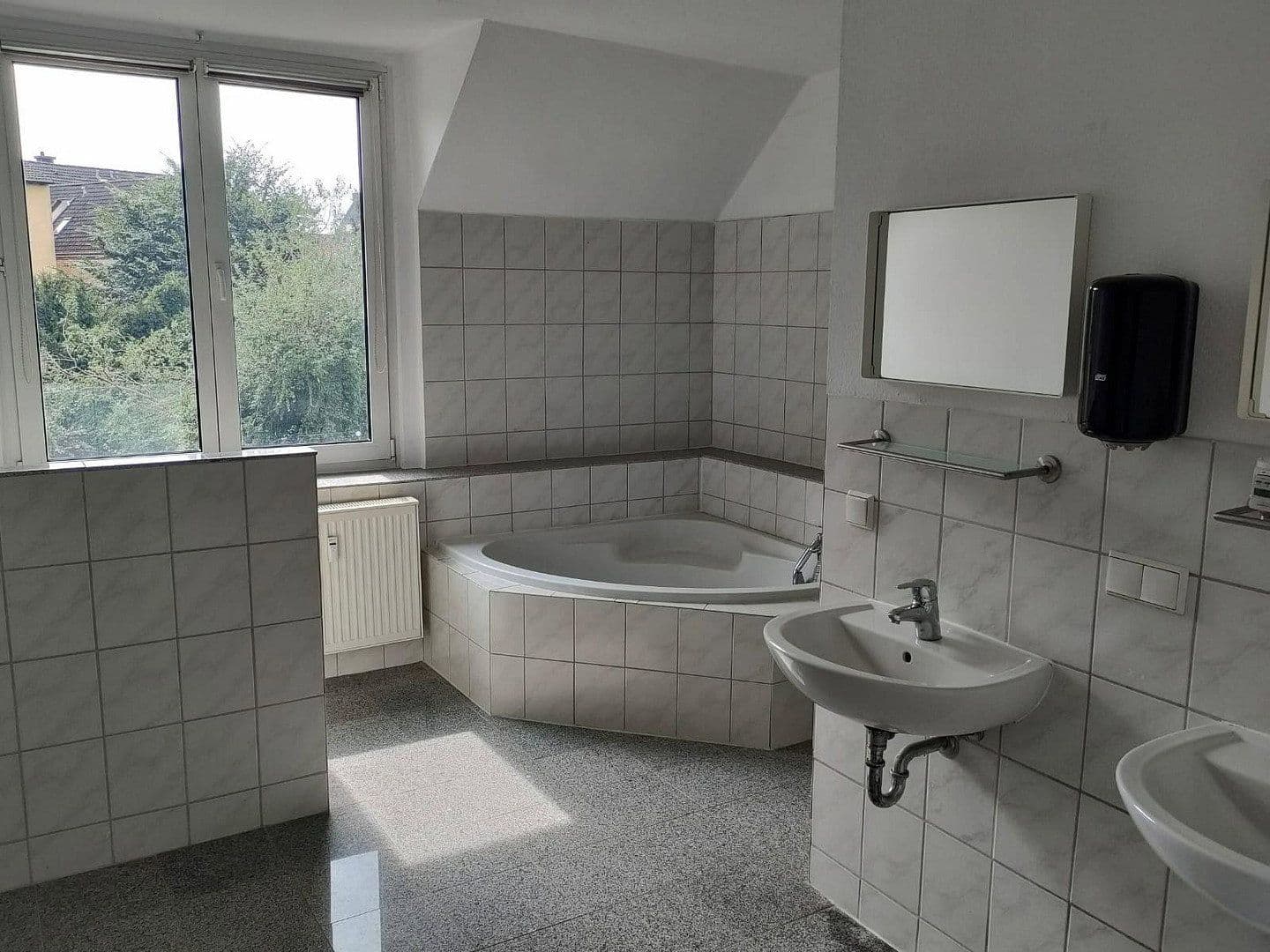 Pronájem bytu 5+1 144 m², Martinistr.3, Osnabrück, Dolní Sasko Pronájem bytu 5+1 144 m², Martinistr.3, Osnabrück, Dolní Sasko