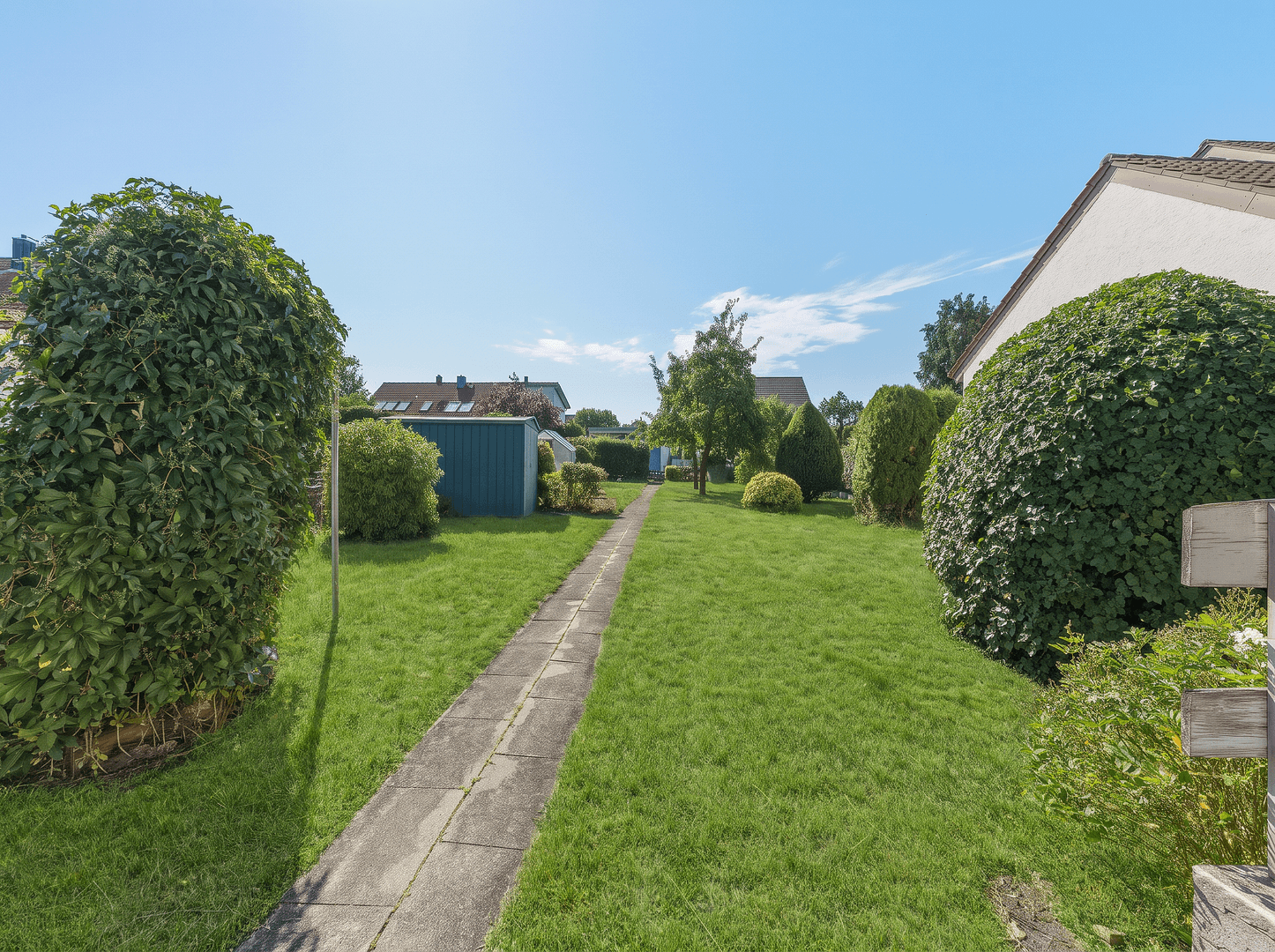 Prodej domu 146 m², pozemek 775 m², Erbach, Bádensko-Württembersko Prodej domu 146 m², pozemek 775 m², Erbach, Bádensko-Württembersko