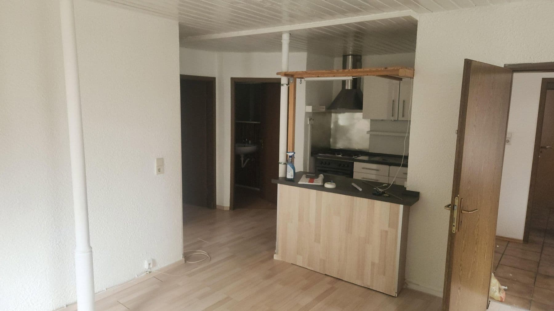 Pronájem bytu 2+1 45 m², Hauptstraße 13, Wattenheim, Porýní-Falc Pronájem bytu 2+1 45 m², Hauptstraße 13, Wattenheim, Porýní-Falc