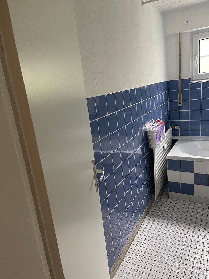 Pronájem bytu 6+1 70 m², Im Immenthal 60, Neunkirchen-Seelscheid, Severní Porýní-Vestfálsko Pronájem bytu 6+1 70 m², Im Immenthal 60, Neunkirchen-Seelscheid, Severní Porýní-Vestfálsko