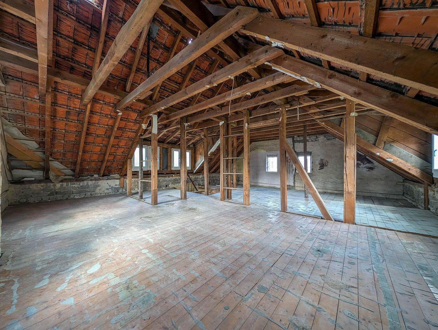 Prodej domu 250 m², pozemek 1.211 m², Hanfer Straße 22, Hennef (Sieg), Severní Porýní-Vestfálsko Prodej domu 250 m², pozemek 1.211 m², Hanfer Straße 22, Hennef (Sieg), Severní Porýní-Vestfálsko