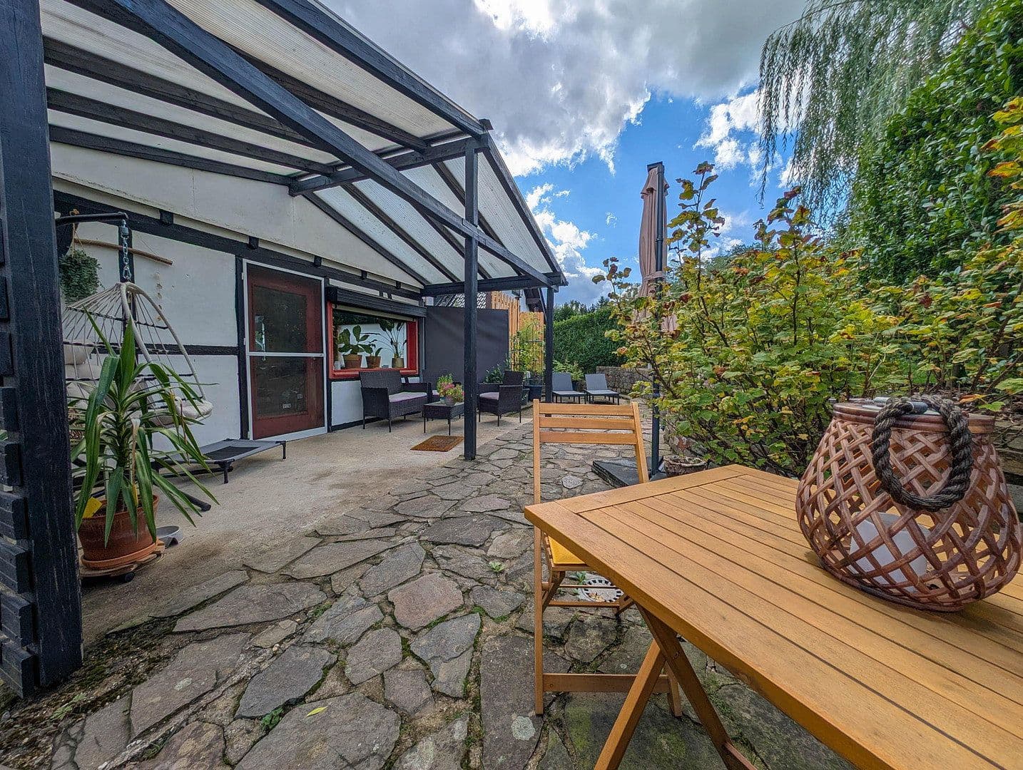 Prodej domu 250 m², pozemek 1.211 m², Hanfer Straße 22, Hennef (Sieg), Severní Porýní-Vestfálsko Prodej domu 250 m², pozemek 1.211 m², Hanfer Straße 22, Hennef (Sieg), Severní Porýní-Vestfálsko