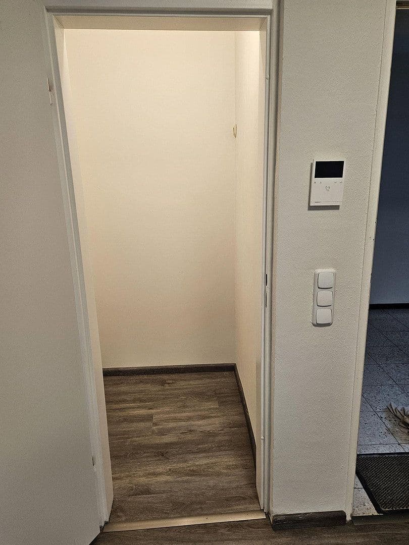 Pronájem bytu 3+1 69 m², Stolberg, Severní Porýní-Vestfálsko Pronájem bytu 3+1 69 m², Stolberg, Severní Porýní-Vestfálsko