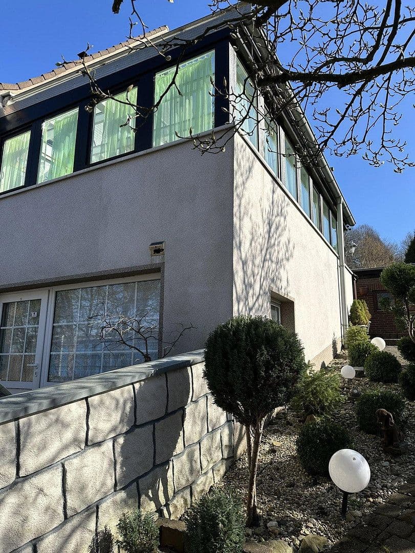 Prodej domu 240 m², pozemek 720 m², Wuppertal, Severní Porýní-Vestfálsko Prodej domu 240 m², pozemek 720 m², Wuppertal, Severní Porýní-Vestfálsko
