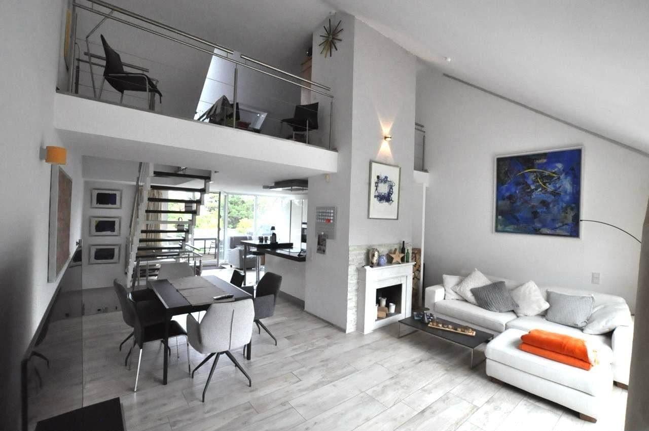 Prodej bytu 4+1 165 m², Köln, Severní Porýní-Vestfálsko Prodej bytu 4+1 165 m², Köln, Severní Porýní-Vestfálsko