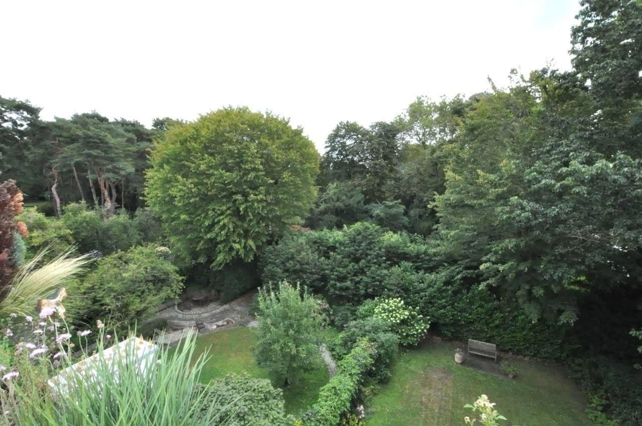 Prodej bytu 4+1 165 m², Köln, Severní Porýní-Vestfálsko Prodej bytu 4+1 165 m², Köln, Severní Porýní-Vestfálsko