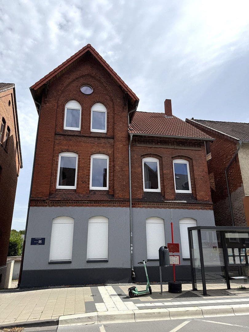 Prodej bytu 4+1 98 m², Elzer-Straße 126, Hildesheim, Dolní Sasko Prodej bytu 4+1 98 m², Elzer-Straße 126, Hildesheim, Dolní Sasko