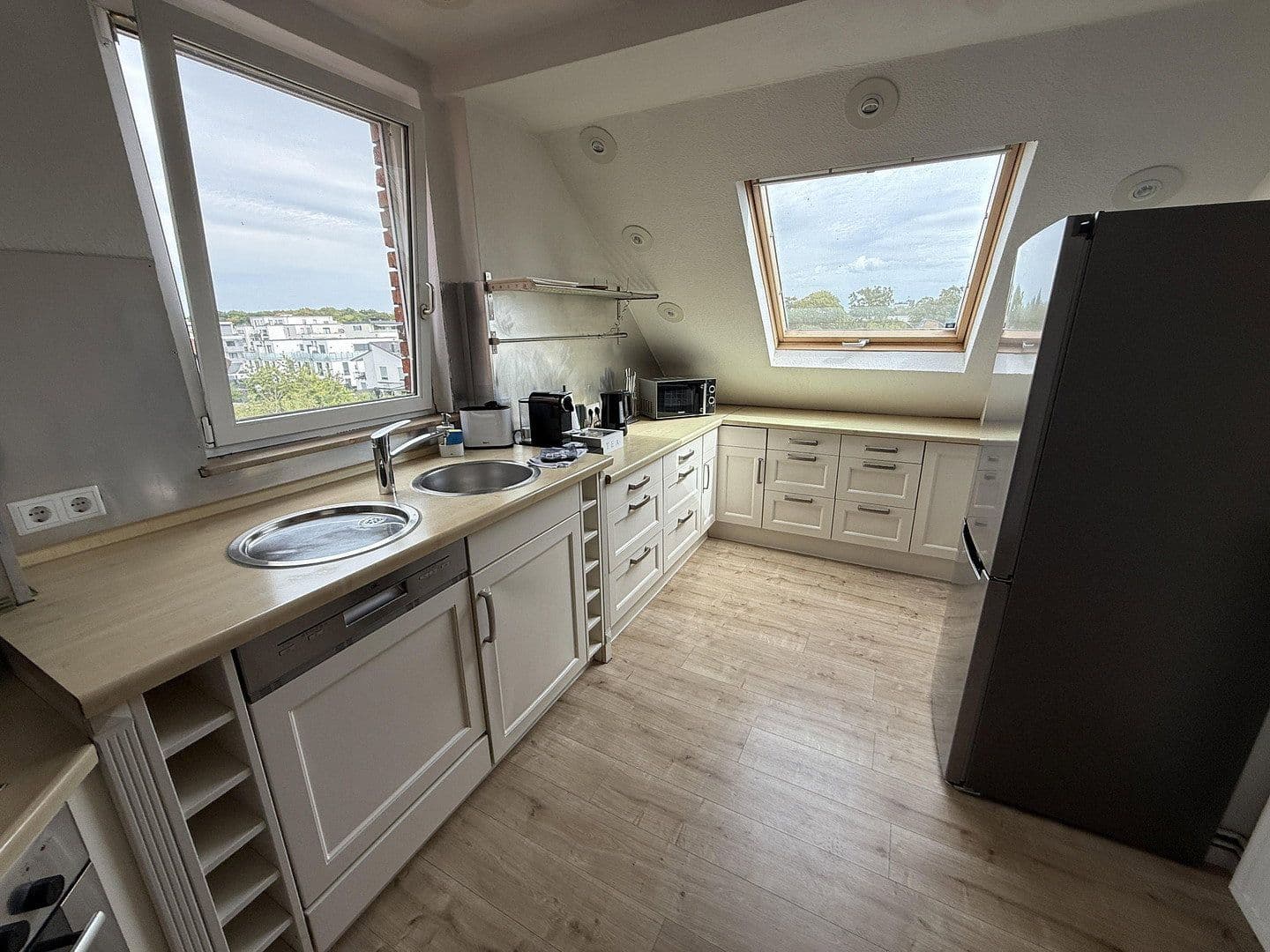 Prodej bytu 4+1 98 m², Elzer-Straße 126, Hildesheim, Dolní Sasko Prodej bytu 4+1 98 m², Elzer-Straße 126, Hildesheim, Dolní Sasko