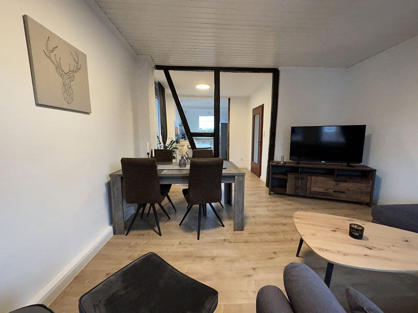Prodej bytu 4+1 98 m², Elzer-Straße 126, Hildesheim, Dolní Sasko Prodej bytu 4+1 98 m², Elzer-Straße 126, Hildesheim, Dolní Sasko